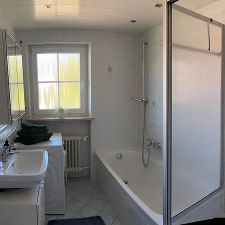 Sonnige Koenigsdorf A Holzer Apartment *